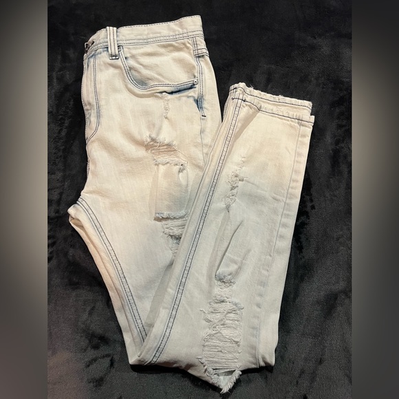 Men’s Zumiez Jeans - Picture 5 of 7